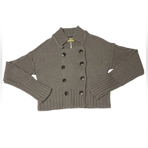 Free People Tops - Free People,sweater crop top, size M color gray